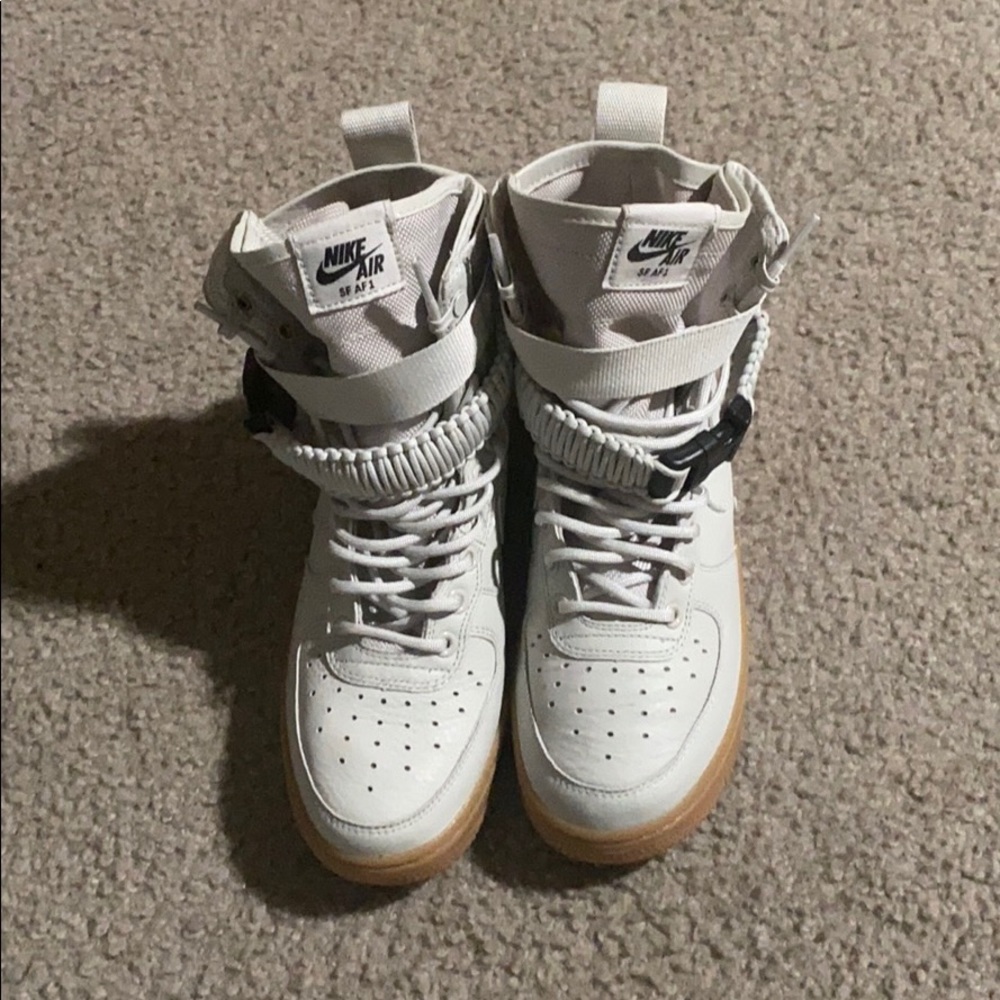 Nike Special Utility Air Force 1